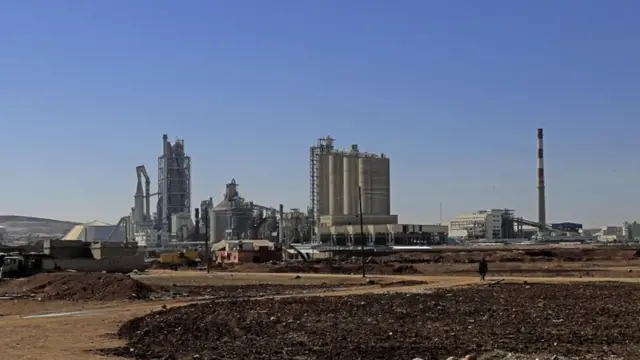 ဂျလာဘီယာ၊ ဆီးရီးယား၊ ပြင်သစ်