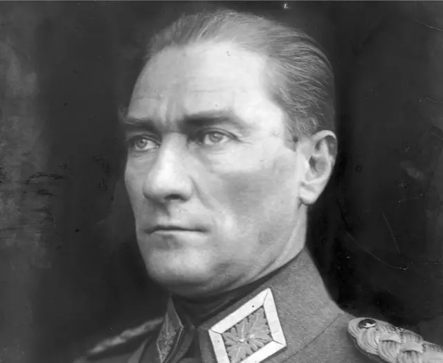 मुस्तफ़ा कमाल अतातुर्क