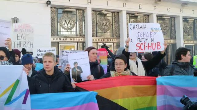 В Киеве напали на участников Транс-Марша (фото, видео) - «ФАКТЫ»