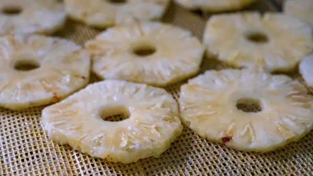 Tranches d'ananas séchés