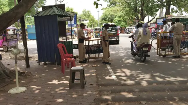 पुलिसा वाले