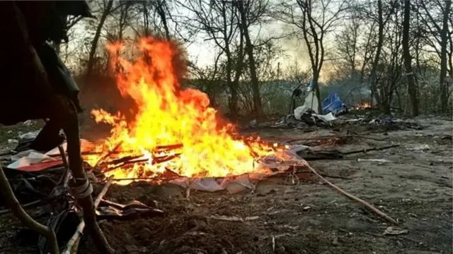 Вогонь на місці ромського табору