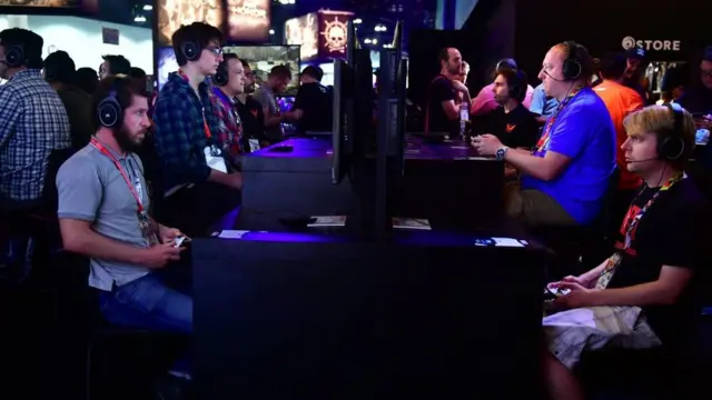 પ્રતીકાત્મક તસવીર