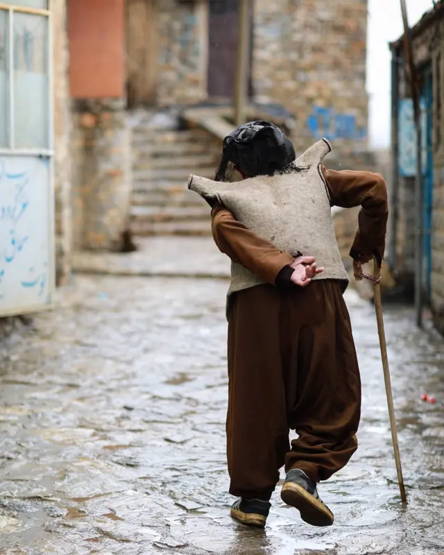 اورامان تخت واقع در استان کردستان ایران