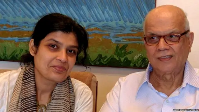 अपनी बेटी ऋचा के साथ अमृत बख़्शी