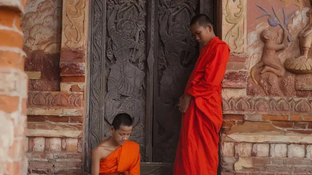 novice monk