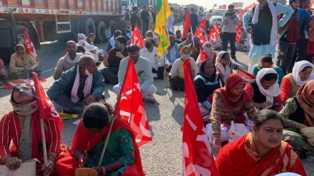 શાહજહાંપુર બૉર્ડર પર મહિલાઓ