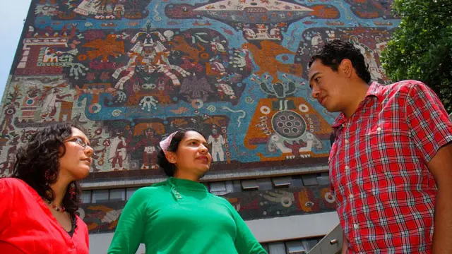 Estudiantes en la UNAM