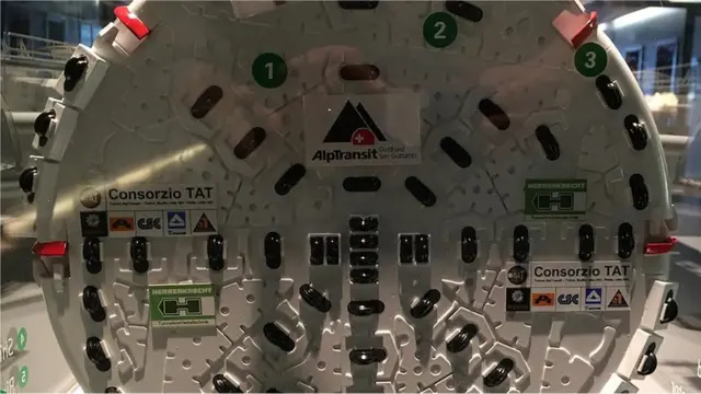 Una pieza del túnel