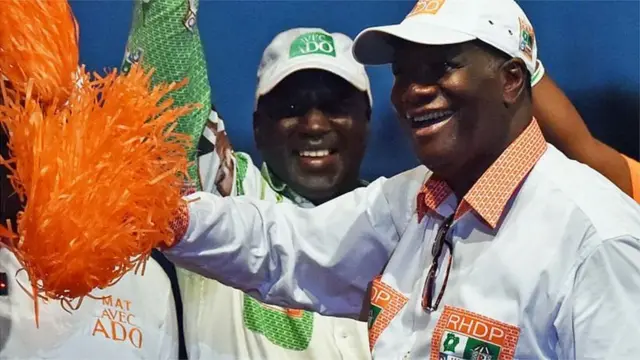Alassane Ouattara na neman wa'adin mulki na uku