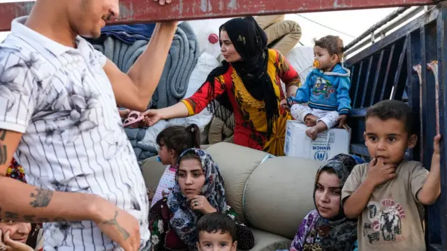 لاجئون سوريون