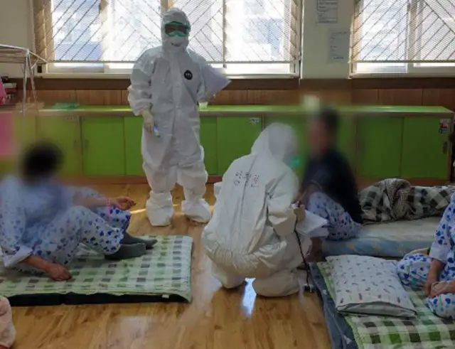 దక్షిణ కొరియాలో కరోనావైరస్ చికిత్స