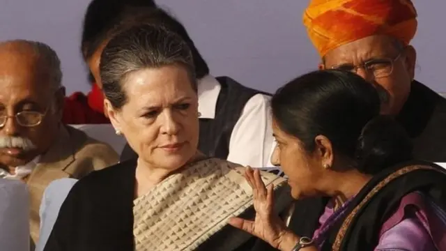 सोनिया और सुषमा