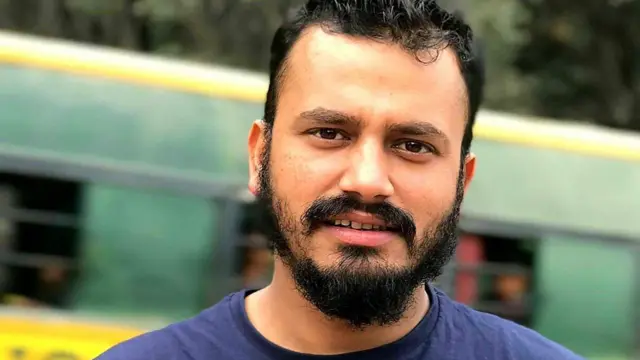 लेखक तथा निर्देशक कलाकारको अनुमति र सहमतिमै सामग्री निर्माण गरेकाले अन्यलाई स्पष्टीकरण दिन नपर्ने धारणा राख्छन्