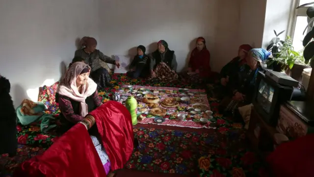 Xudoga shukur, qishdan ham eson omon chiqib oldik!