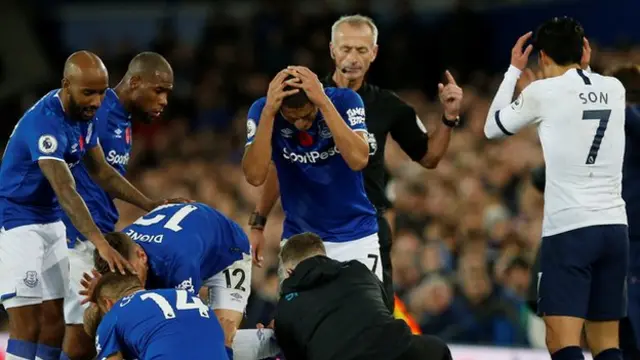 사고는 손흥민이 에버턴과의 4일 오전 원정 경기에서 뛰던 중 나왔다