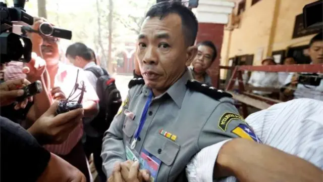 ရိုက်တာ သတင်းထောက်တွေ ထောင်ချောက်ဆင် အဖမ်းခံရတာလို့ ထုတ်ပြောလာသူ ဒုရဲမှူး မိုးရန်နိုင်