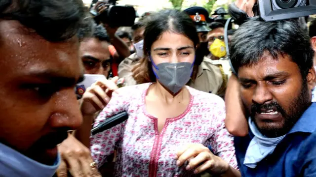 రియా చక్రవర్తి