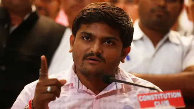 જો કોઈ શખ્સ સામે કેસ ચાલુ હોય તો તેને પાસપોર્ટ મેળવવામાં, વિદેશ જવામાં કે સરકારી નોકરીમાં નિમણૂક સમયે એનઓસી (નો-ઑબ્જેક્શન સર્ટિફિકેટ) મેળવવામાં મુશ્કેલી પડે છે