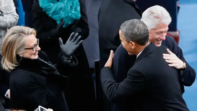 Семья Клинтонов и Барак Обама во время его второй инаугурации в качестве президента