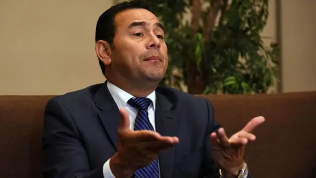 Джиммі Моралес