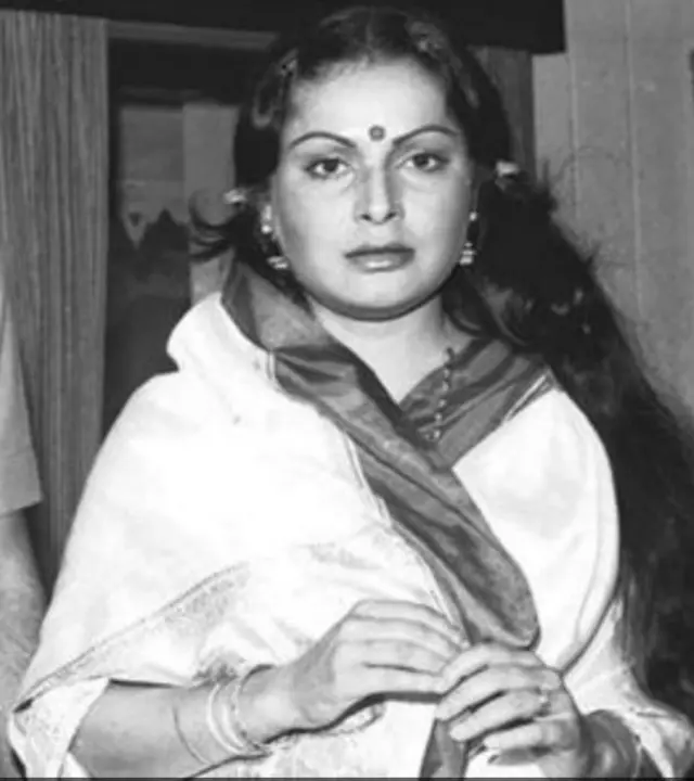 राखी गुलज़ार