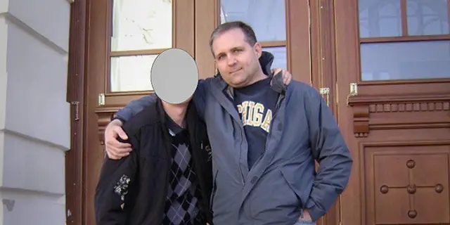 Pol Velan na fotografiji sa prijateljem