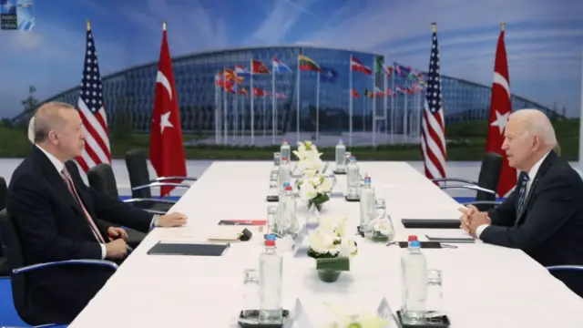 ব্রাসেলসে প্রায় এক ঘণ্টা সময় ধরে একান্তে কথা বলেন প্রেসিডেন্ট এরদোয়ান ও প্রেসিডেন্ট বাইডেন, জুন ১৪, ২০২১