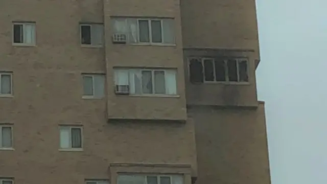 Dabaqa 14 waa goobta ay ku dhinteen afar kamid ah shanta qof.