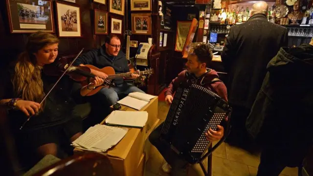 قرية أبتفيل السويسرية