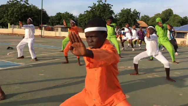 Pipo dey do karate training