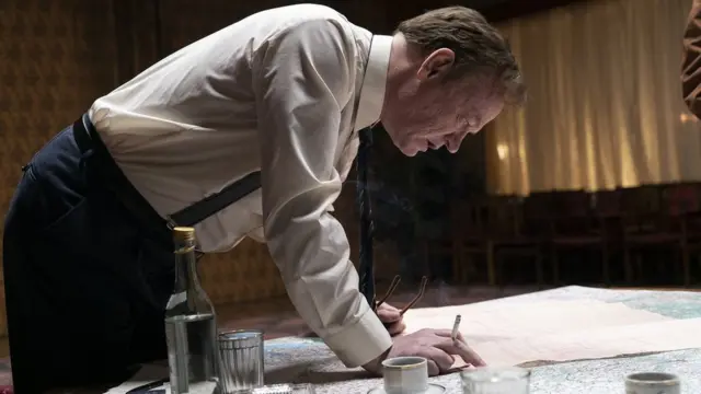 Джаред ХАррис