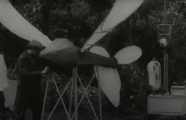 డ్రోన్లు