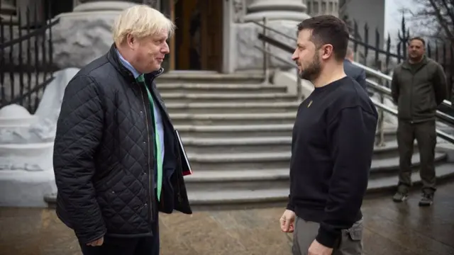 Борис Джонсон и Владимир Зеленский