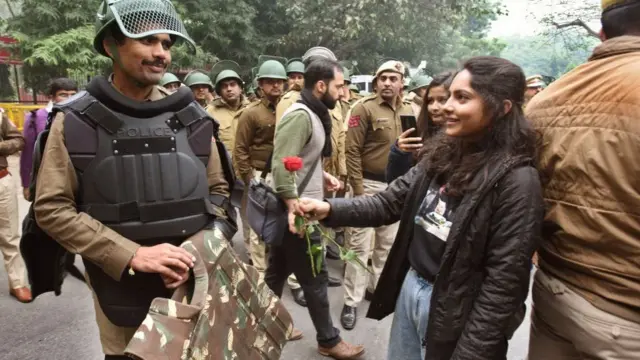 புகைப்படங்கள்