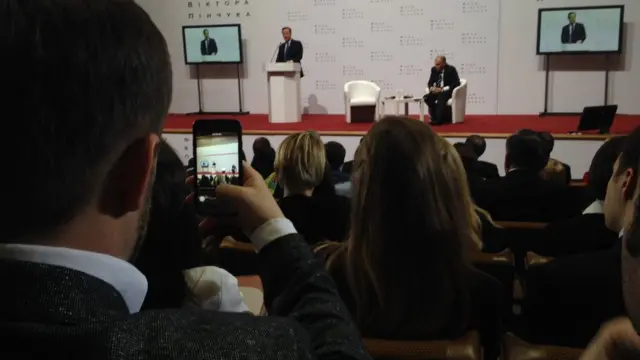 Девід Кемерон та Віктор Пінчук