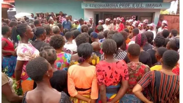 Ụmụnwaanyị Amangwu Ọhafịa