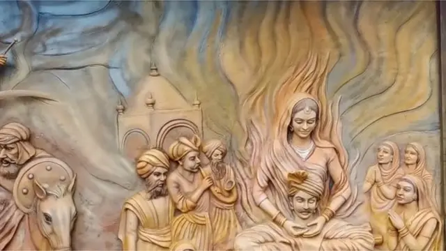 ભૂચર મોરીમાં સૂરજકુંવરબા પતિની ચિતા સાથે સતી થયાં