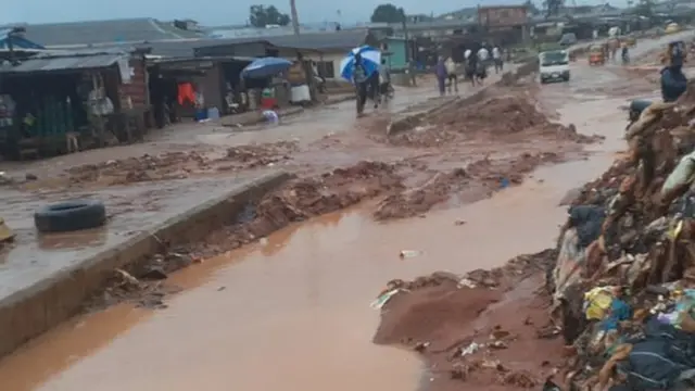 Oju ọna ti ko dara ni Eko