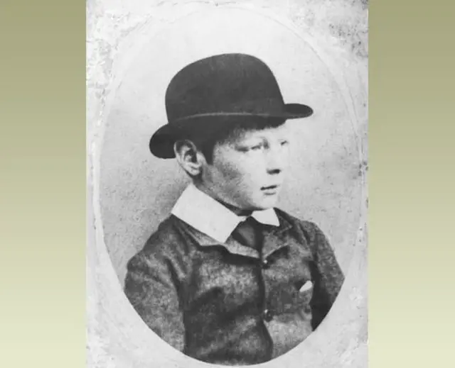 1884年，10岁的丘吉尔