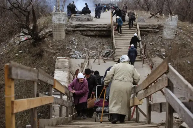 Міст у Станиці Луганській, березень 2017