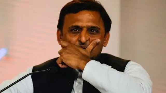 अखिलेश यादव