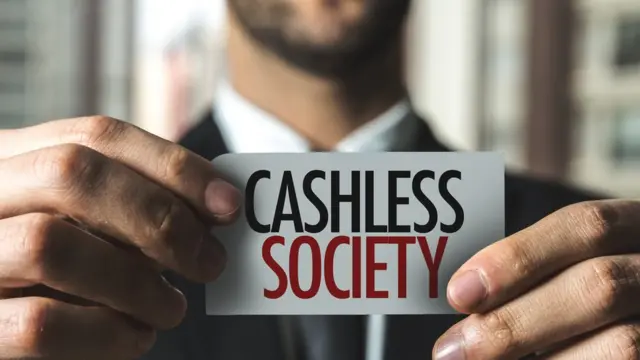 कॅशलेश सोसायटी