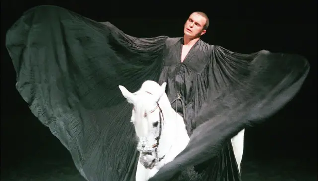 ［新品］馬と踊ろう Dancing with Horses 新品］馬と踊ろう Dancing with Horses クラウス・フェルディナンド