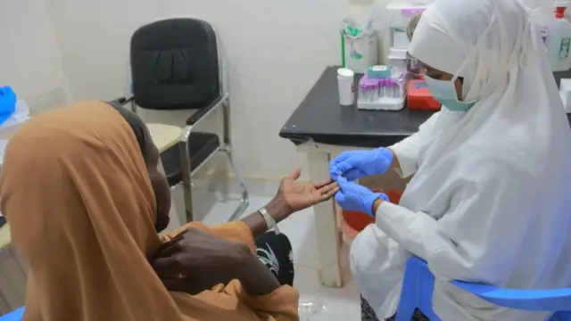 Xasaradda coronavirus, waxaa Soomaaliya usii dheer saameynta fatahaadaha, colaadaha iyo ayaxa, sida ay sheegtay MSF