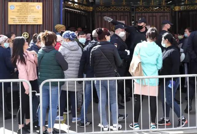 мигранттар