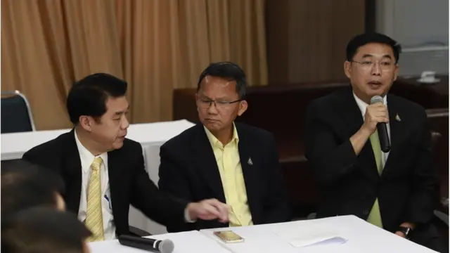 สุริยะ, สมศักดิ์, อนุชา