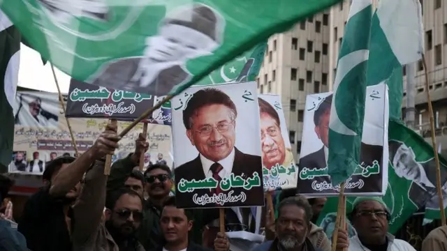 طرفداران مشرف