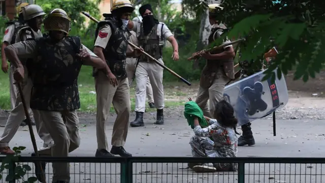 पंचकुला में हिंसा