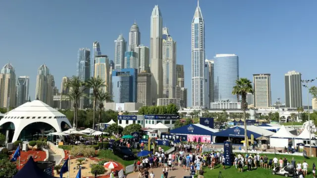 দুবাই শহরের একটি দৃশ্য।